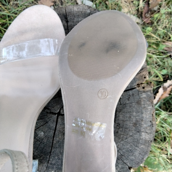 🐮Sale!🐮Wild Diva Lounge Ankle Strap Heels in size 10 - Picture 4 of 5